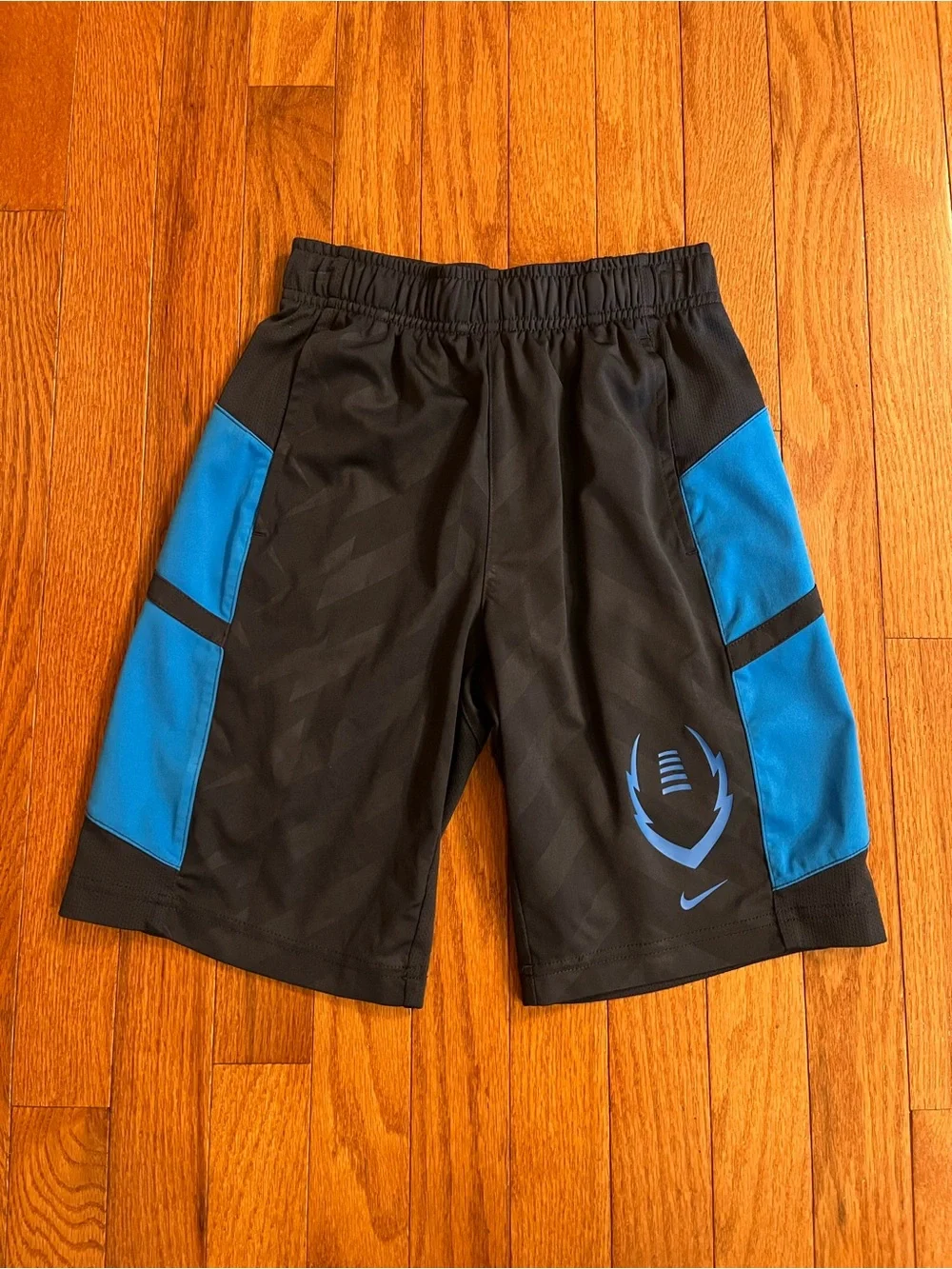Boys Nike Dri-FIT Football Training Shorts – Size Small (S)